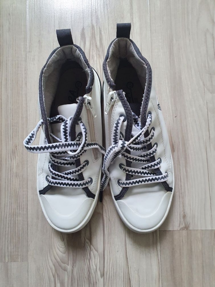 детски обувки zara