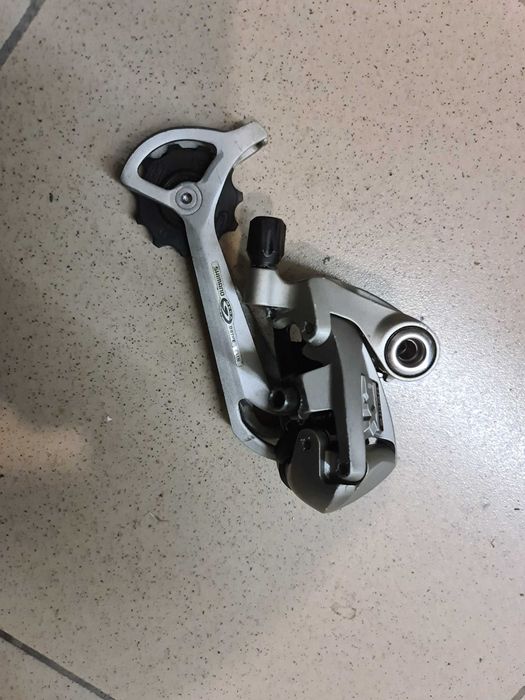 Висок клас заден дерайльор обтегач декланшор Shimano SLX за 9 скорости
