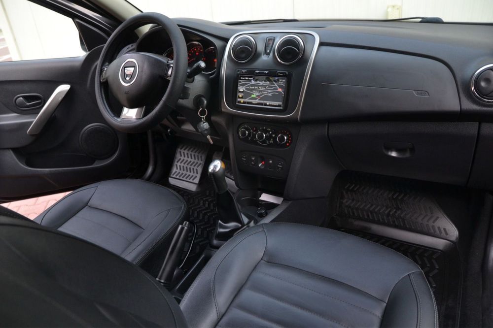 Dacia Sandero Stepway Prestige 2015 0.9 Tce 90 CP