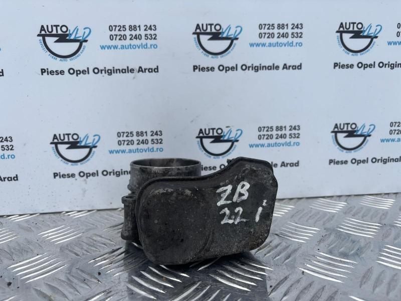 Clapeta acceleratie Opel Vectra C facelift 2.2 Benzina Z22YH