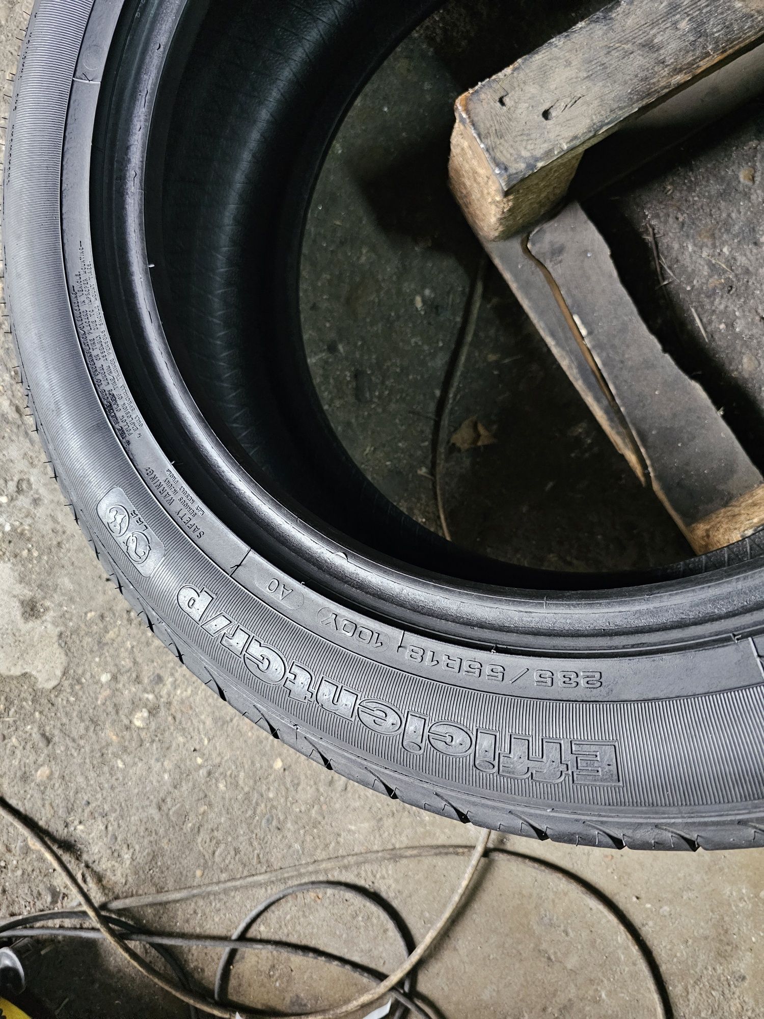 4 anvelope vara 235 55 18 Goodyear