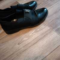 Черные туфли для девочек