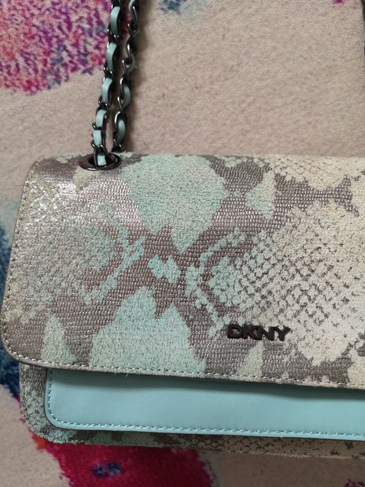 Geantă DKNY piele
