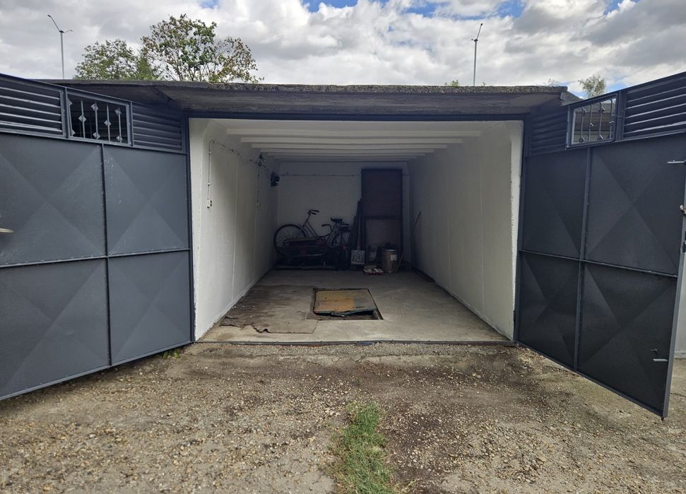 Гараж в кв. Здравец изток гр. Русе