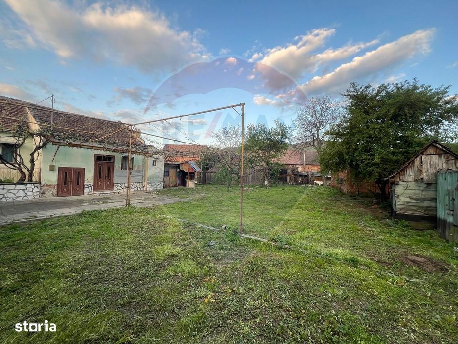 Casă de vanzare in Gura Raului