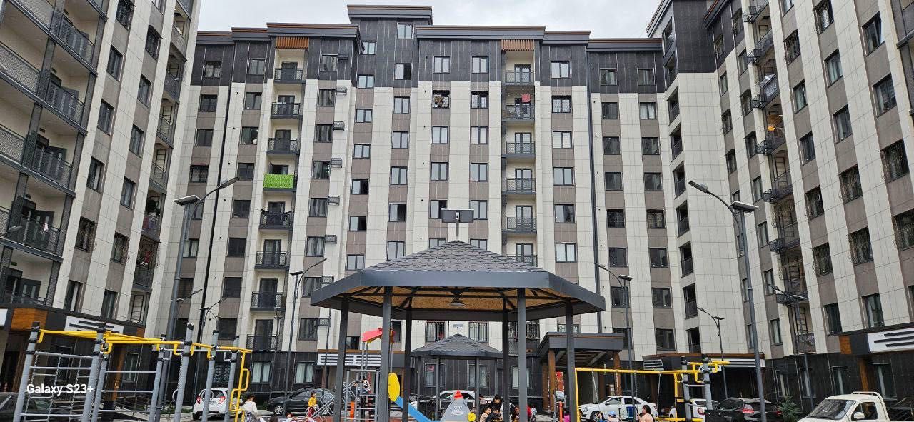 Новостройка Продается 3 комнатная квартира ремонт  ул.Юсуф Хос Ходжиба