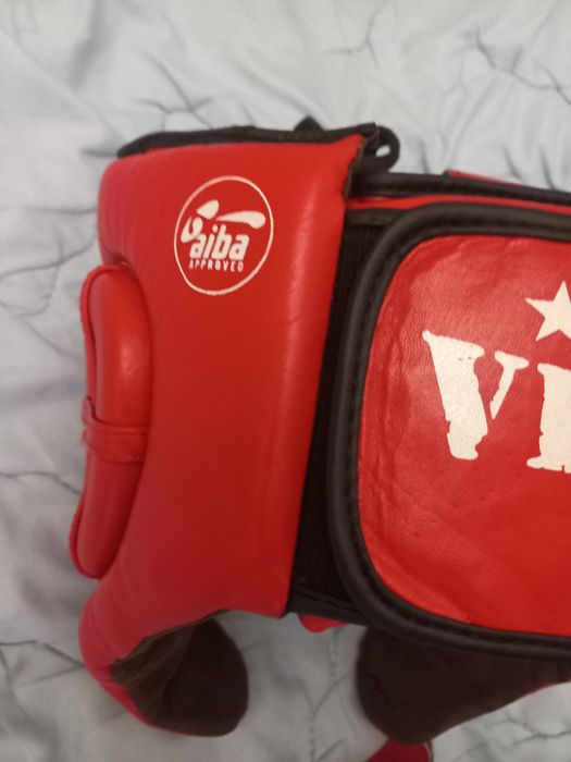 Шлем для бокса VELO