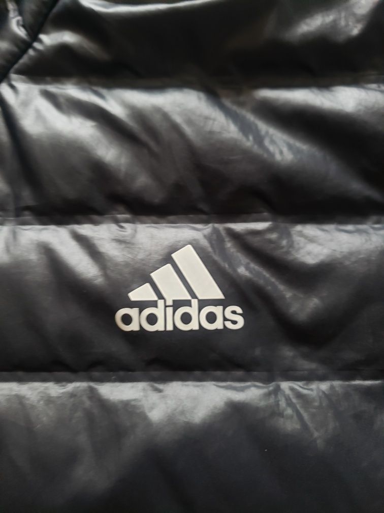 Оригинално пухено яке Adidas M