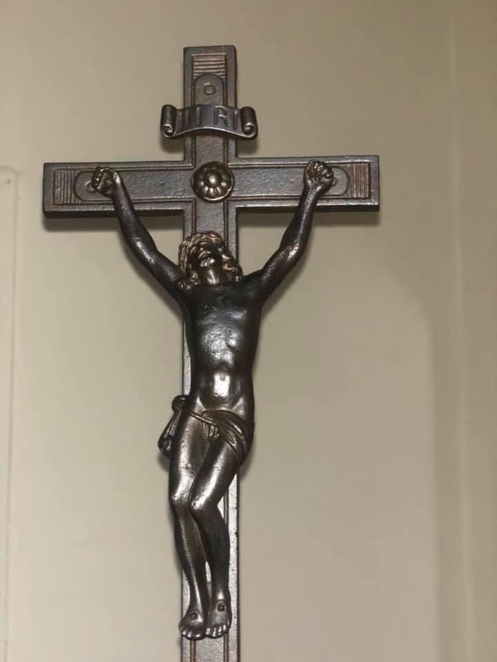 Crucifix fonta 1800