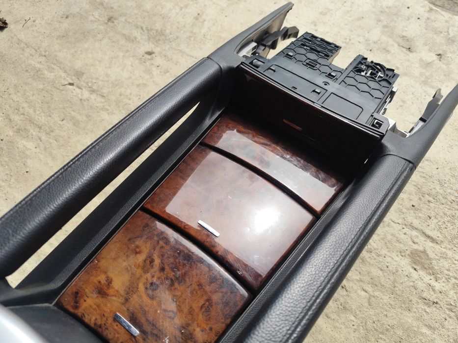 Кори и барчето с пепелника за w164