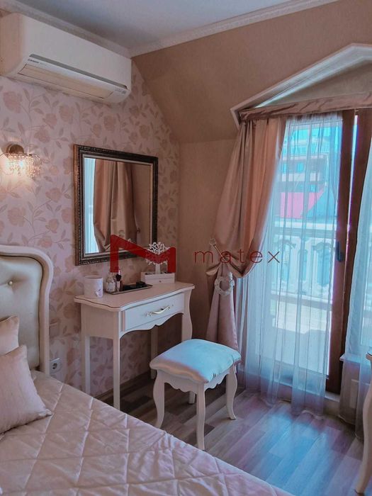 Продава се Двустаен апартамент в Варна, Център - 72 кв.м за 3403 €/кв.м - Снимка #2