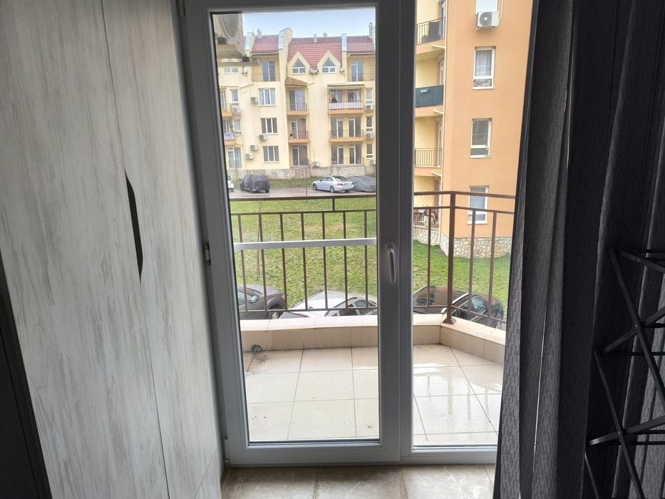 Давам под наем едностаен апартамент