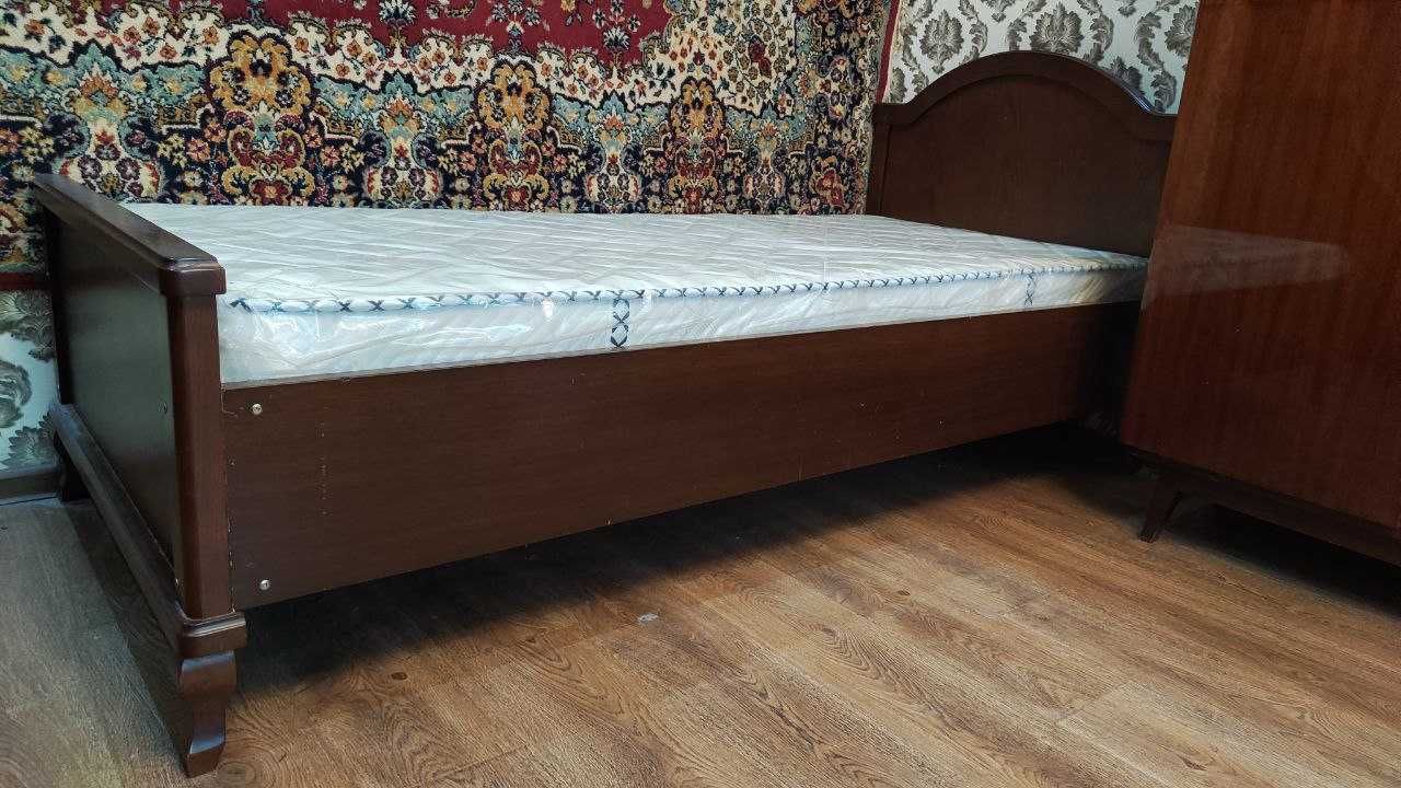 Кровать односпальная, ширина 110 см