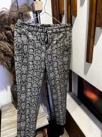 Pantaloni zara marime s