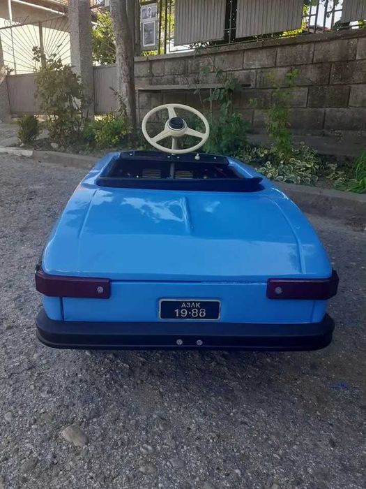 Детска кола Москвич