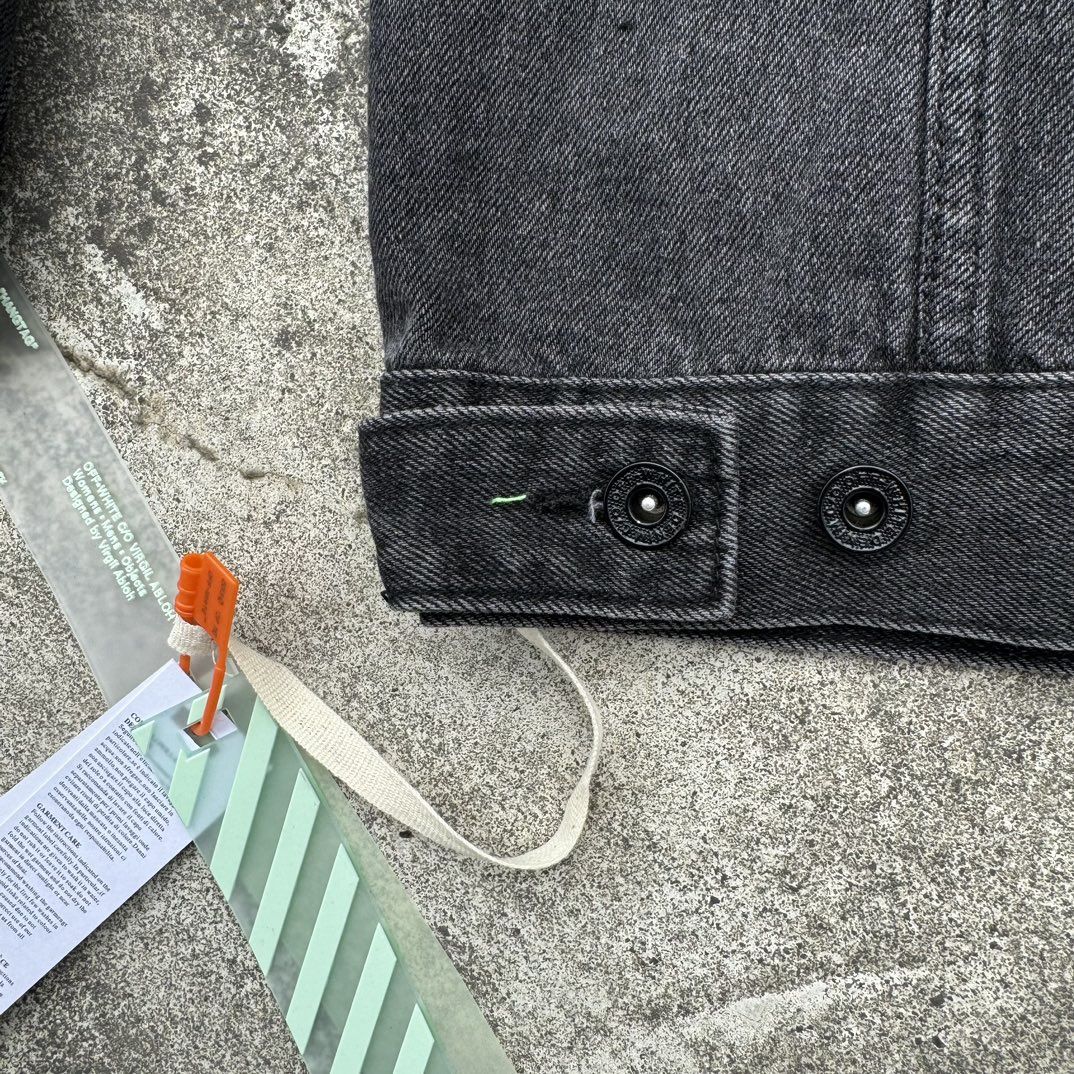 Geaca de blugi Off White