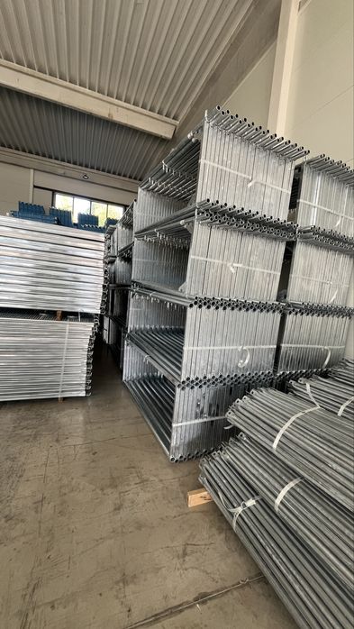 Продавам рамково фасадно скеле ново поцинковано