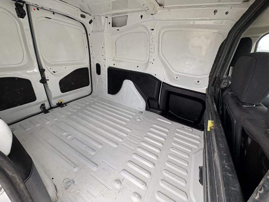 Citroen Berlingo Maxi 2018 / 3 Locuri + Marfă / 1.6 Diesel 99 CP E6