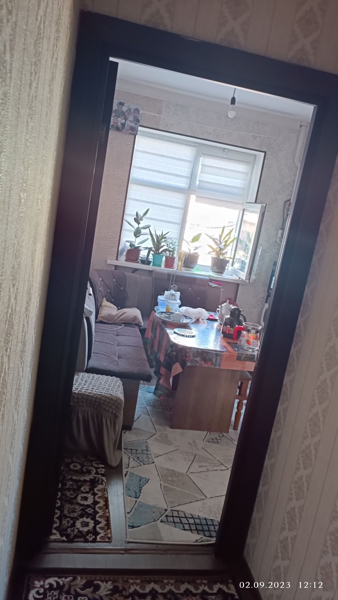 Срочна Сотилади 1 этаж 2 хона Уй У́зимизники