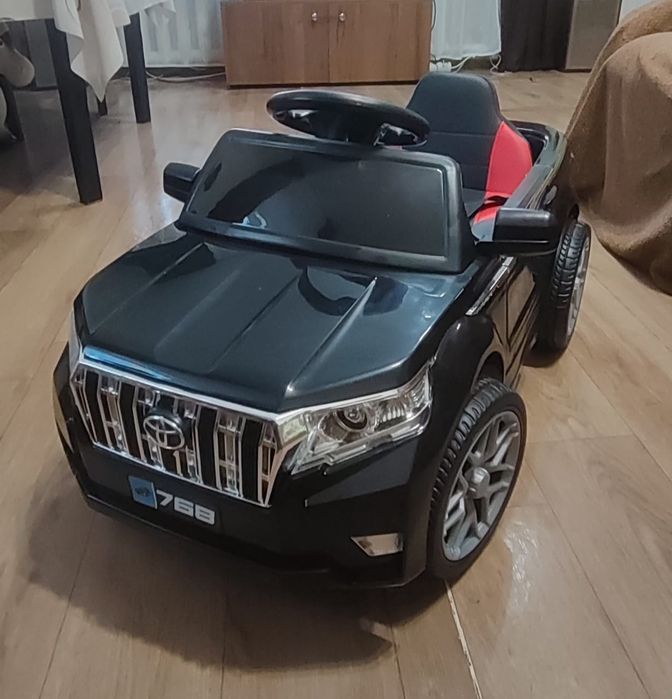 Машина на пульте