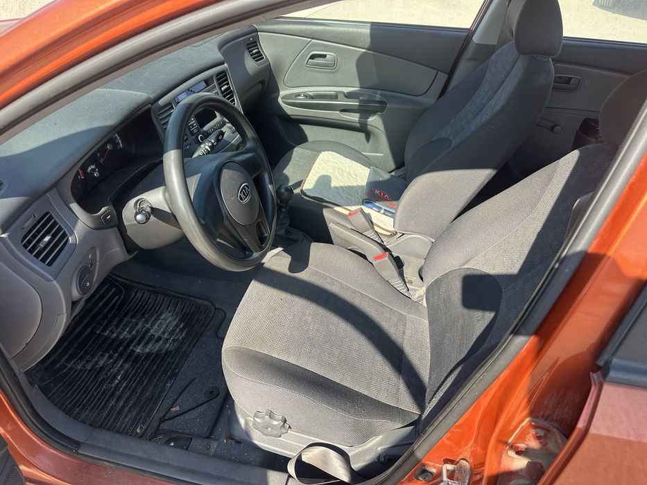 Kia Rio facelift 1.4i - На Части!!!