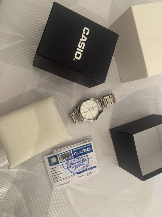 Наручные часы casio