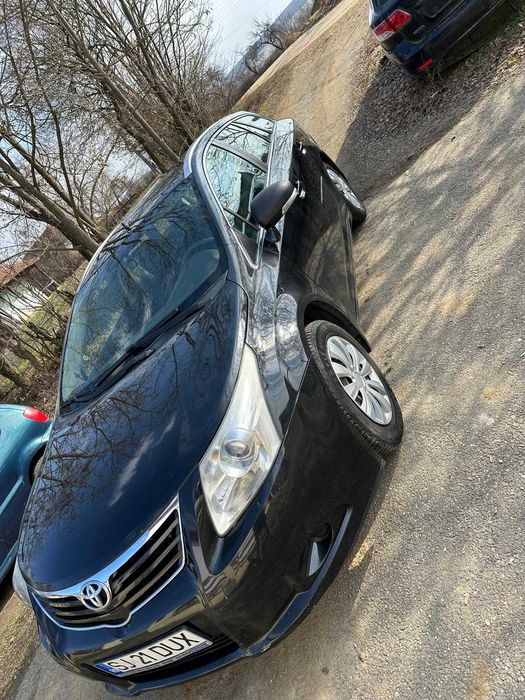 toyota avensis T27 diesel la pret bun