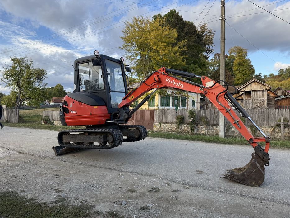 Excavator Kobota 2,7 tone