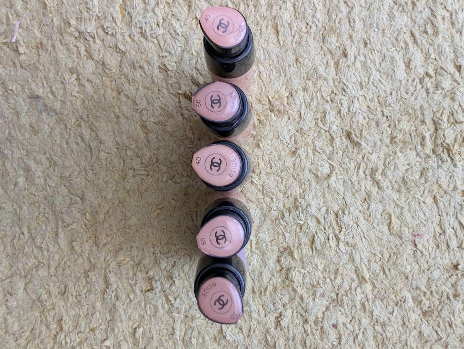 Fond de ten Chanel