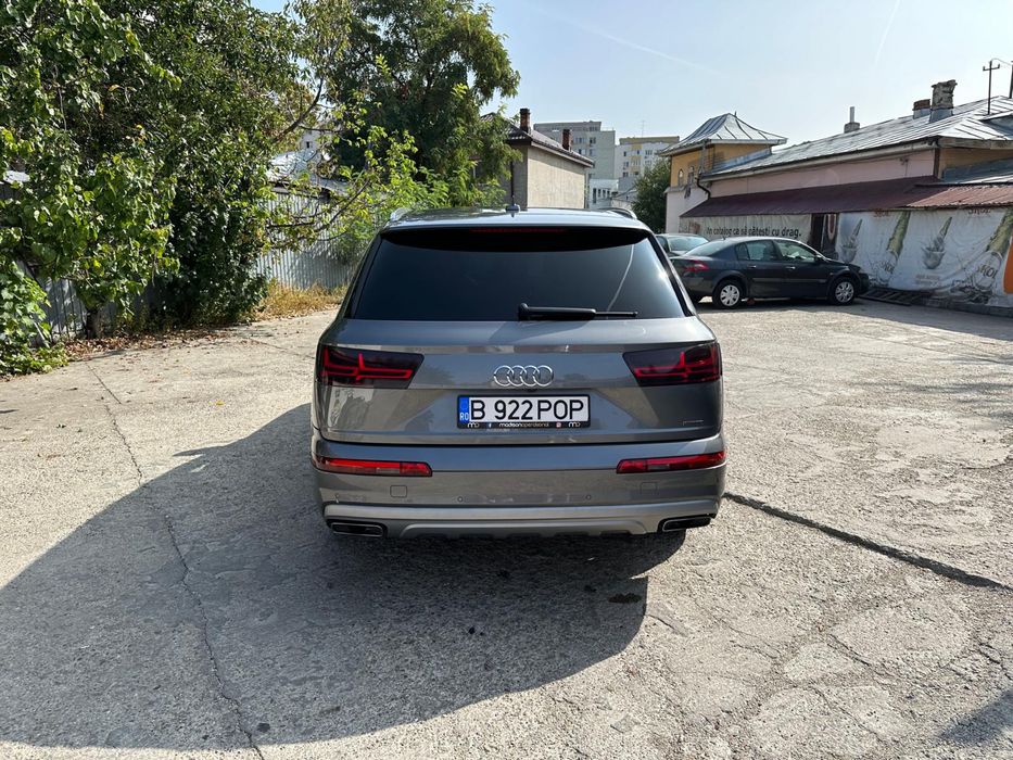 Audi Q7-2017-272 cp