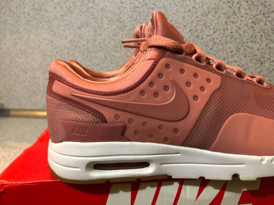 ОРИГИНАЛНИ *** Nike Air Max Zero / Pink Mode