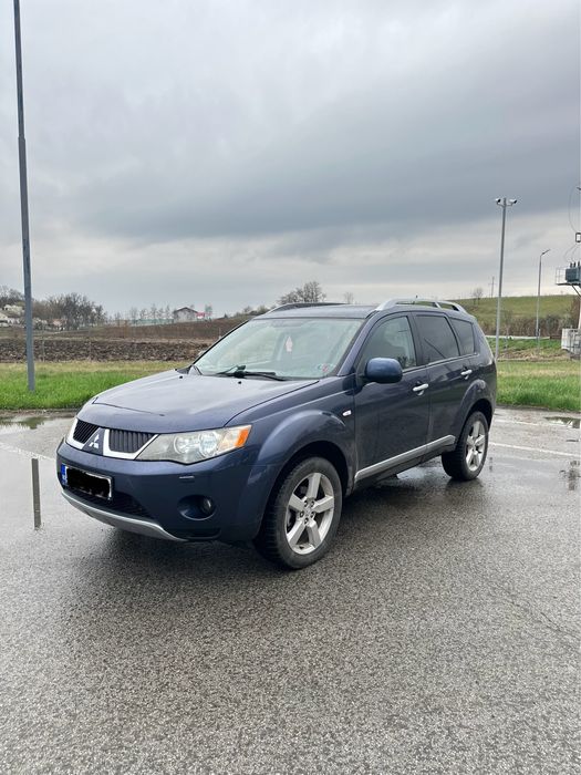 Mitsubishi Outlander II