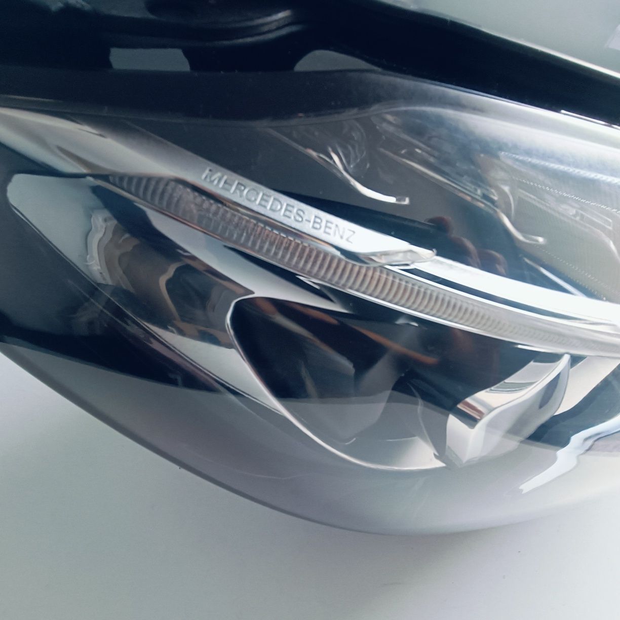 Десен фар Mercedes W205  High performanc