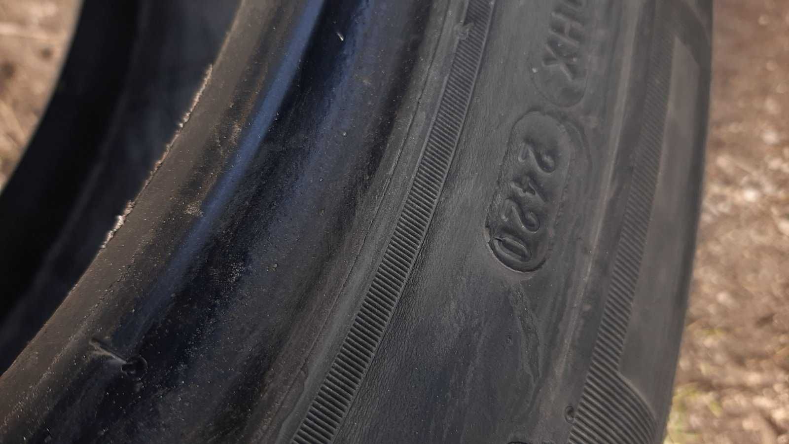 2 броя бусови гуми 195 75 16с Michelin 9mm дот19 и 20