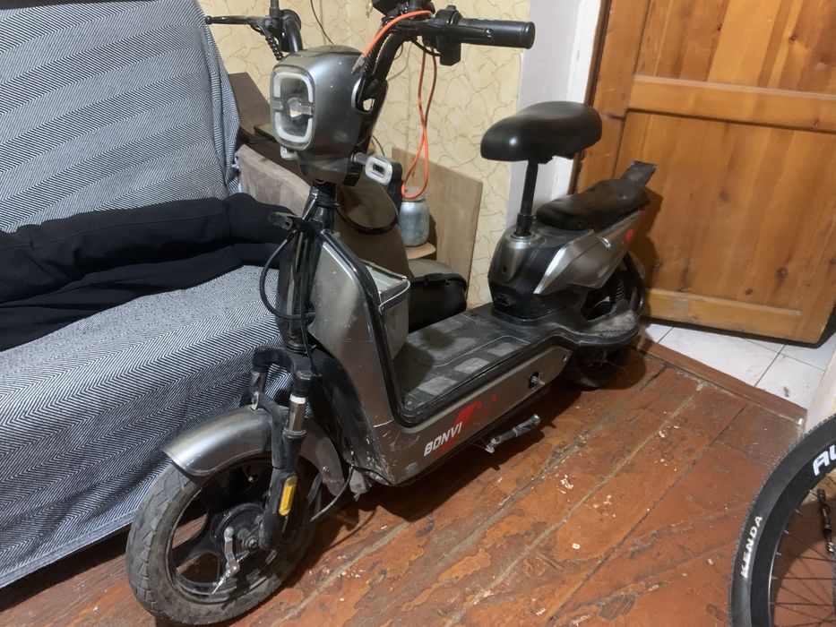 skuter sotiladi srachna arzon narxda