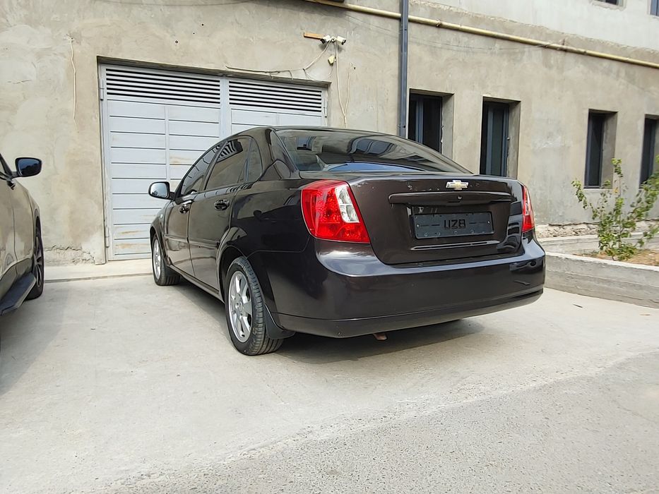 Chevrolet jentra chocco