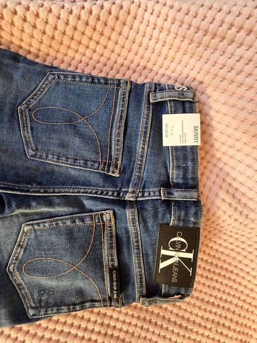 Чисто нови дънки Calvin Klein 128см