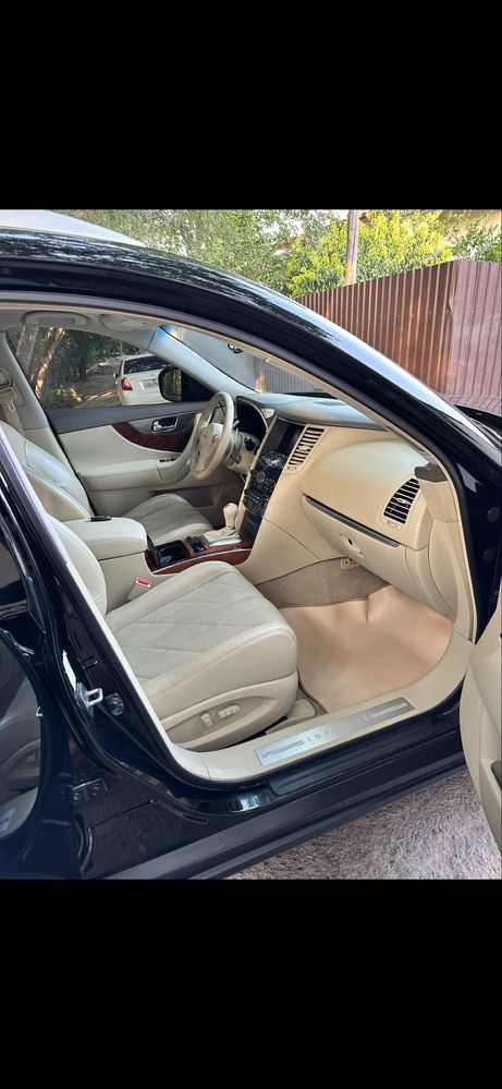 Infiniti fx35 2009
