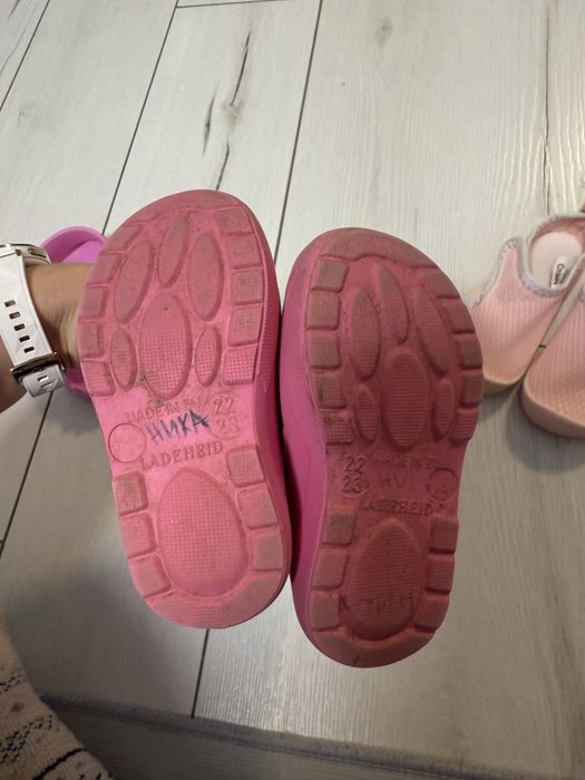 Ботушки панди/ жабки и пантофи Decathlon