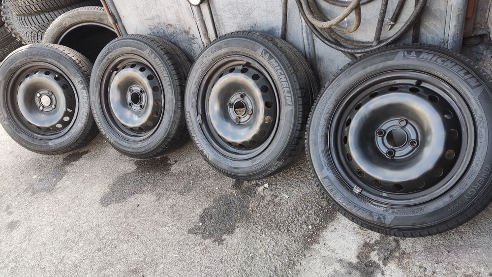 метални джанти 15 цола ,4 х100, 6,5J, ET43, центр отвор 56,6мм