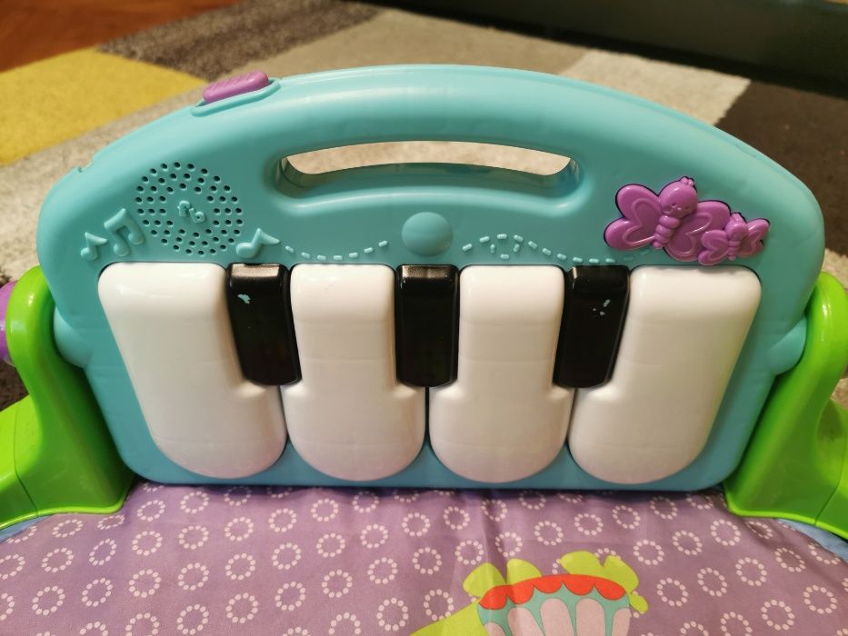 Centru de activitati Fisher Price Kick and Play Piano Gym