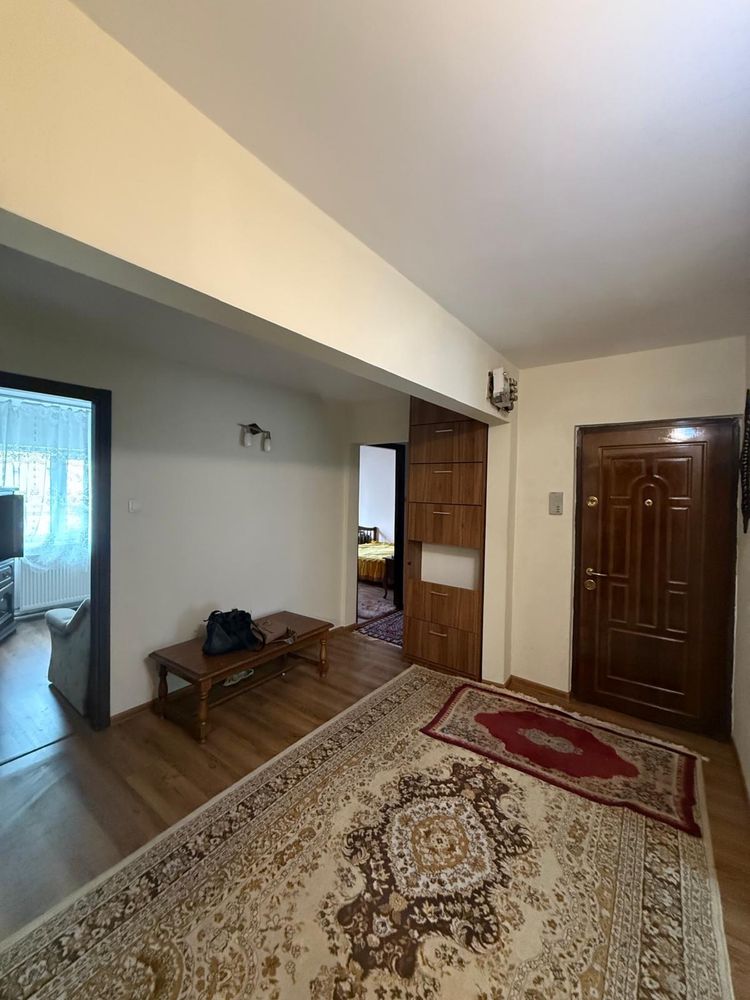 Apartament 4 camere, 80 mp, 2 băi, 2 balcoane – Etaj 1 – Dej, Cluj
