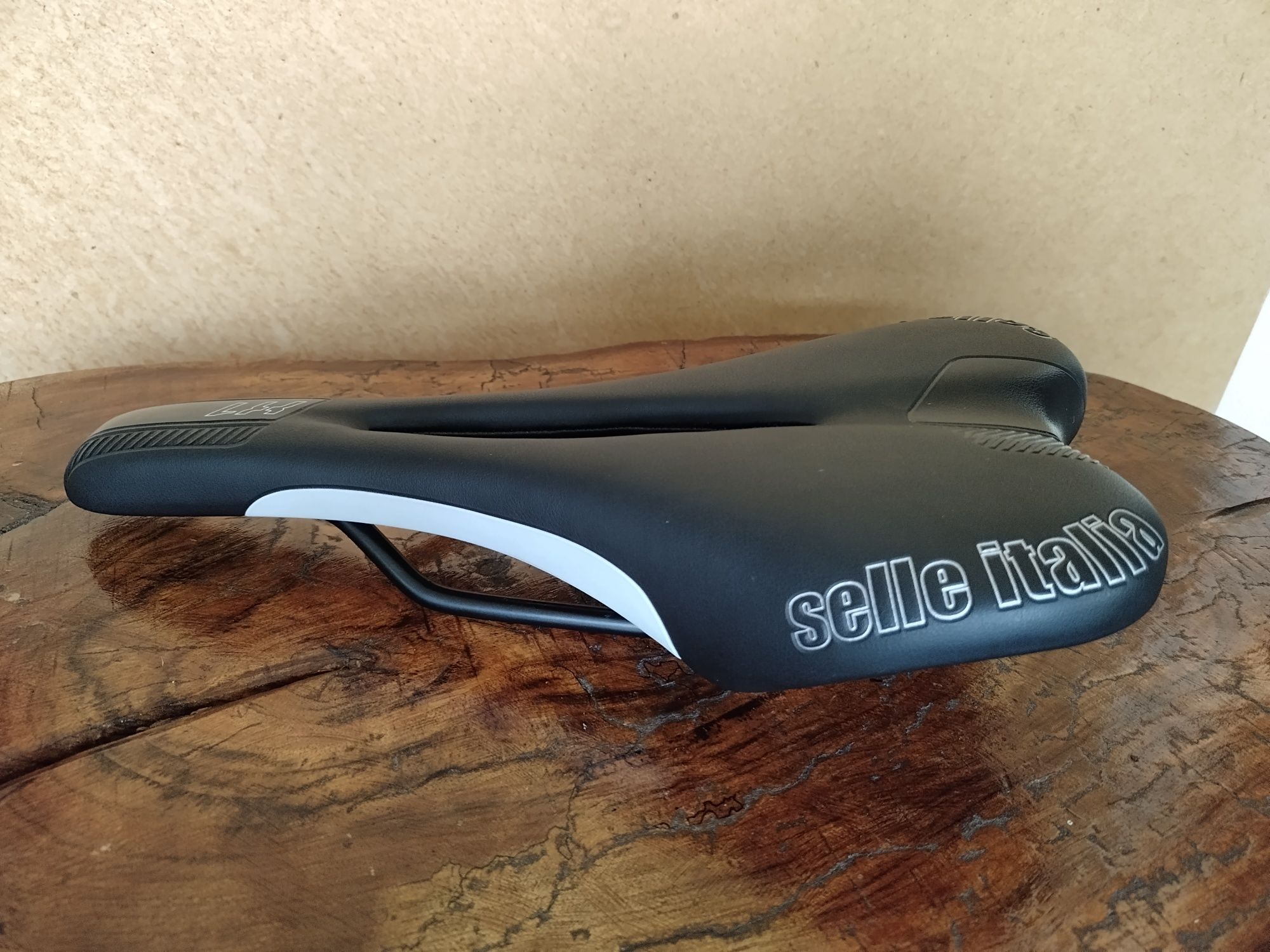 Седалка за велосипед Selle Italia H1