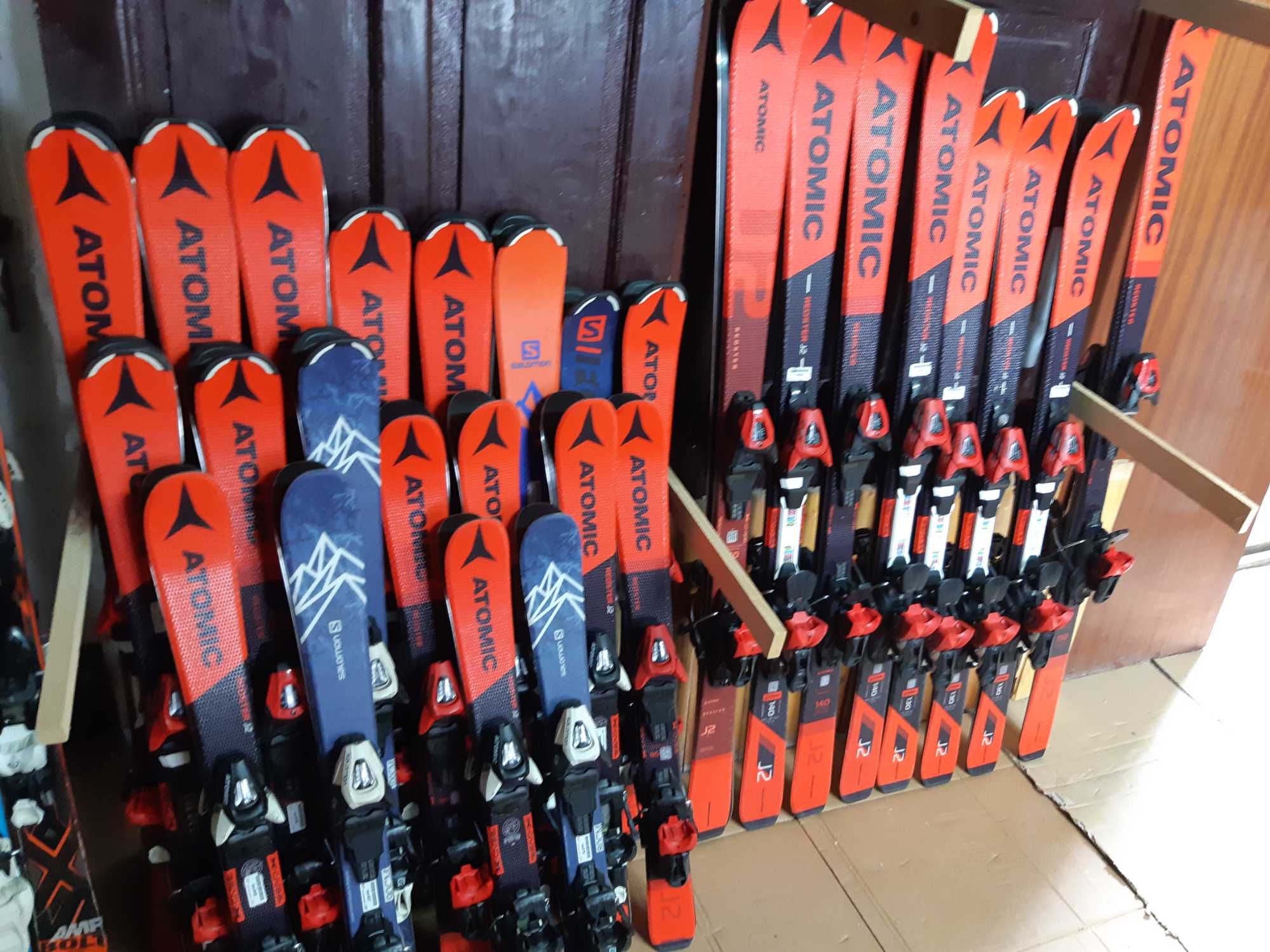 Schiuri Atomic Redster J2 ski adulti si schi copii