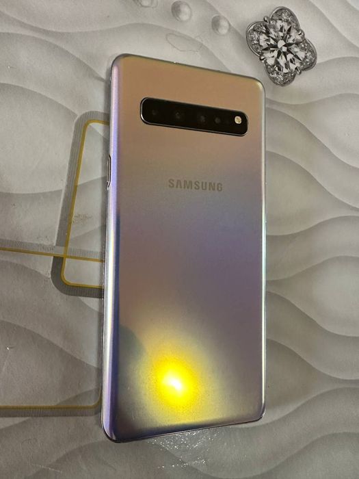 SAMSUNG S10 5G  Ideal