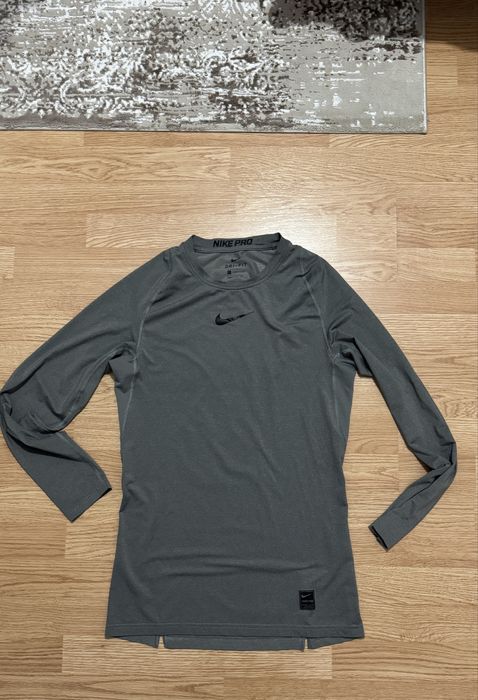 Продам термо белье nike