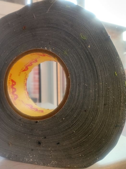 Светло отразителна лента.