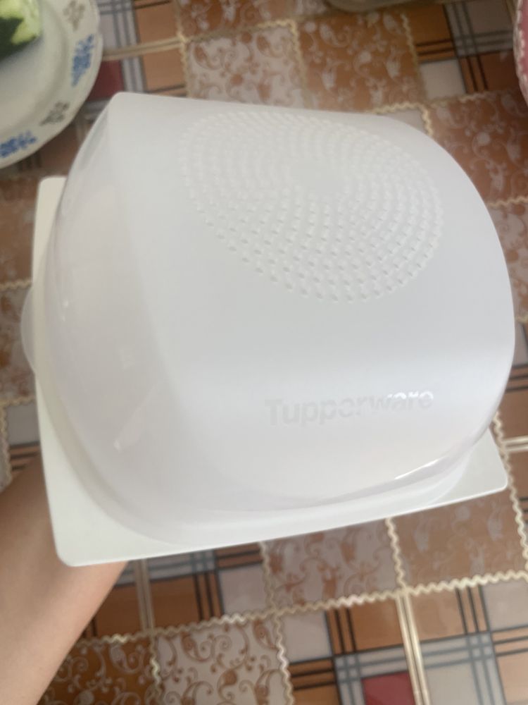 Сырница Tupperware квадратная