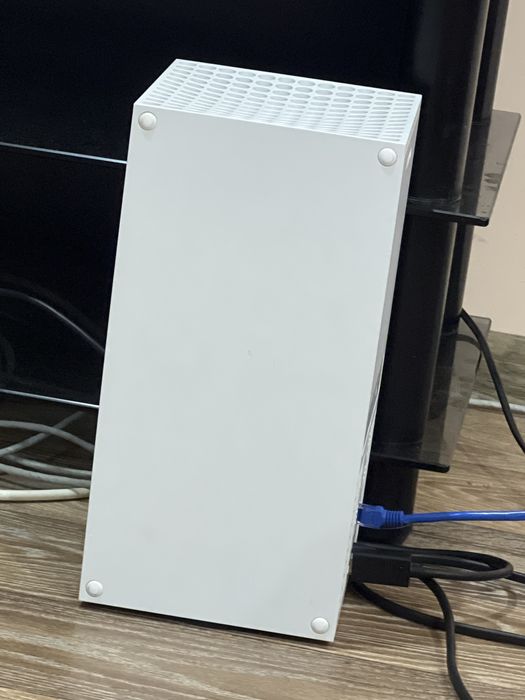 Продам Xbox series x