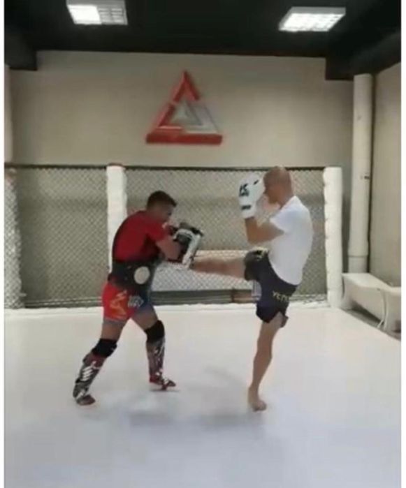 Antrenor personal Kickboxing, MMA, Box sau Muay Thai